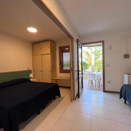 African Beach Hotel-Residence Manfredonia Bagian luar foto