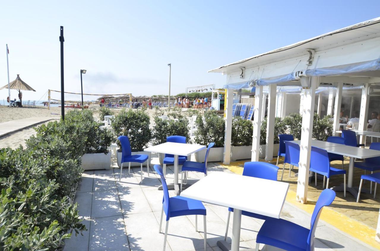 African Beach Hotel-Residence Manfredonia Bagian luar foto