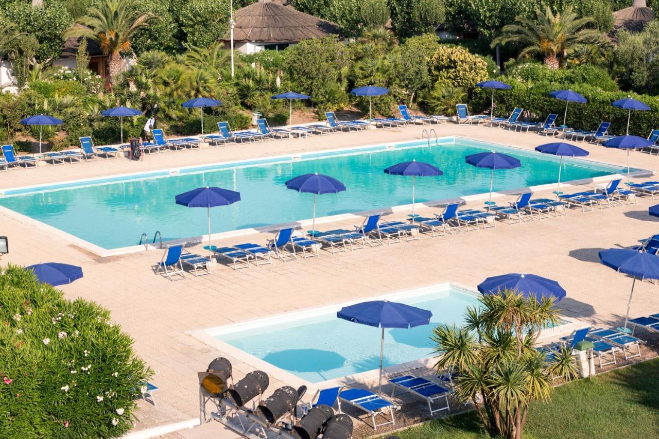 African Beach Hotel-Residence Manfredonia Bagian luar foto